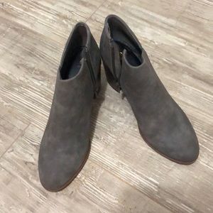 Born in California Ankle- zip (Gray) 2in heel 9.5